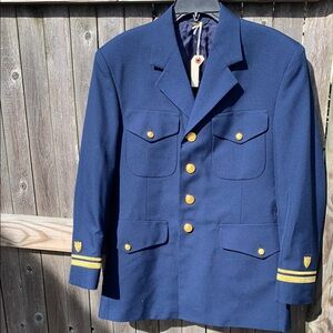 Delta size 41 R blue wool vintage blazer!! EUC!!
